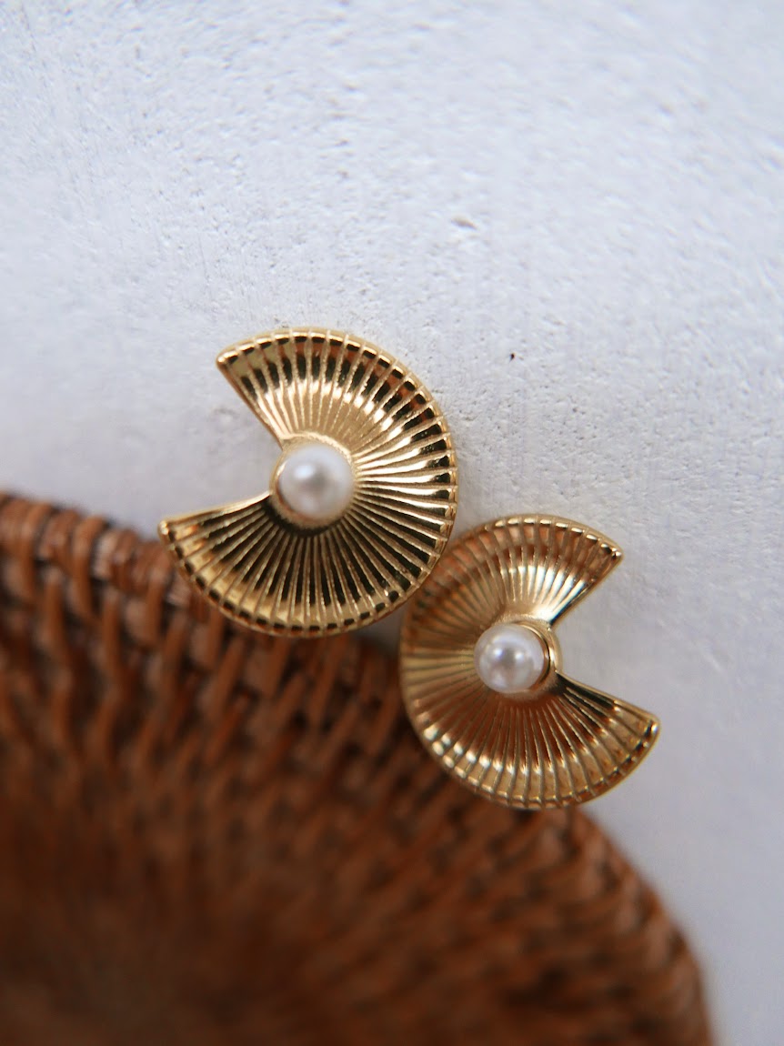 Treasured Pearl Earrings